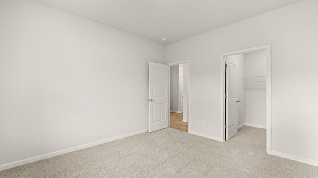 Spacious, unfurnished interior of a new home in Lost Creek, Dallas (Image 15). Spacious, unfurnished interior of a new home in Lost Creek, Dallas (Image 15).