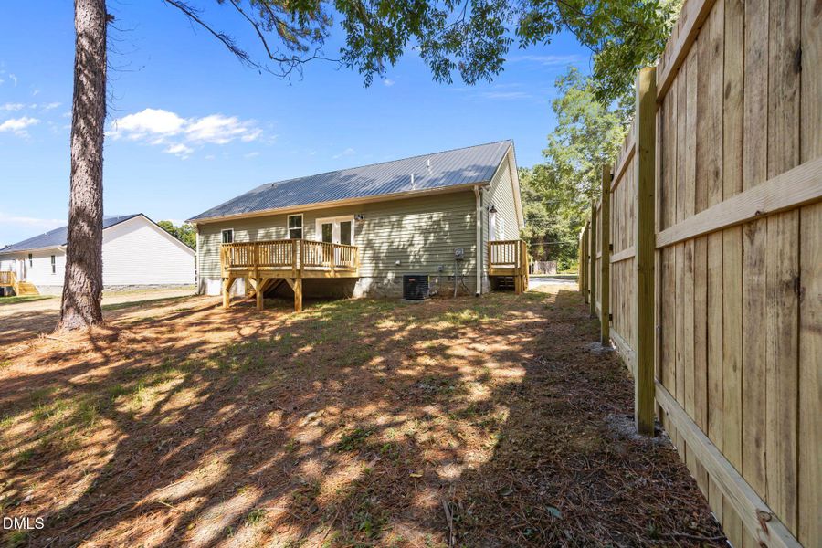 50-web-or-mls-IMG_3355 50-web-or-mls-IMG_3355