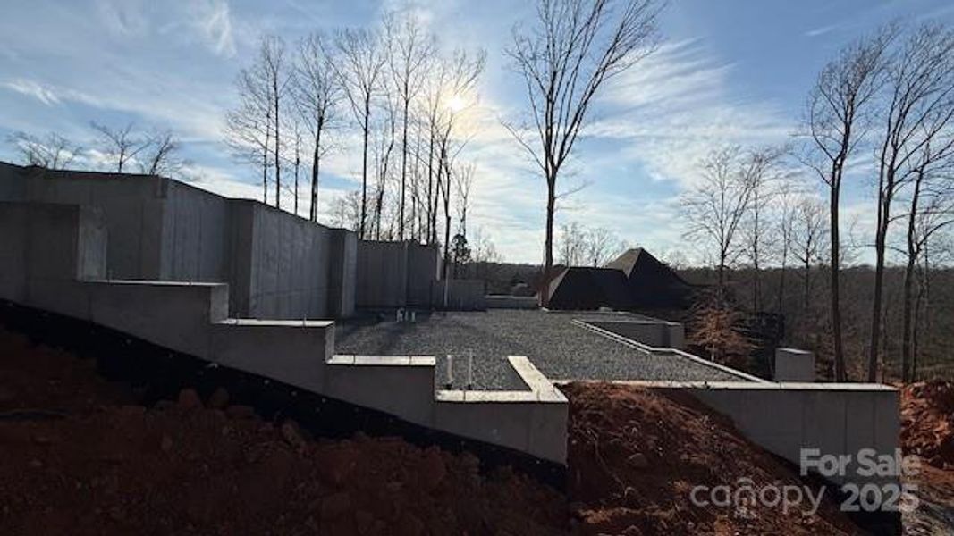 Image 7 of a home in . Image 7 of a home in .