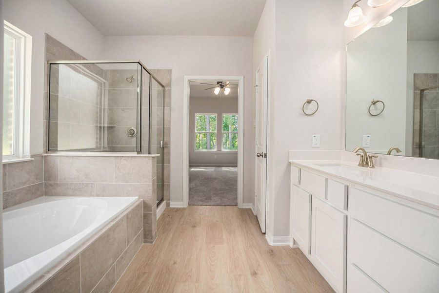 Image 18 of a home in Encino Estates. Image 18 of a home in Encino Estates.