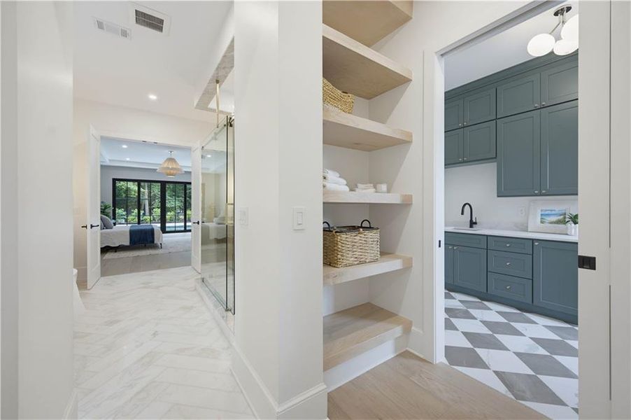 Furnished interior view inside a new home in , Atlanta (Image 80).