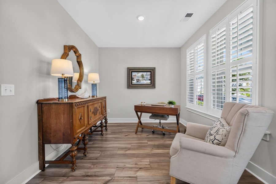 Furnished interior view inside a new home in Nexton - Midtown - The Park Collection, Summerville (Image 42). Furnished interior view inside a new home in Nexton - Midtown - The Park Collection, Summerville (Image 42).