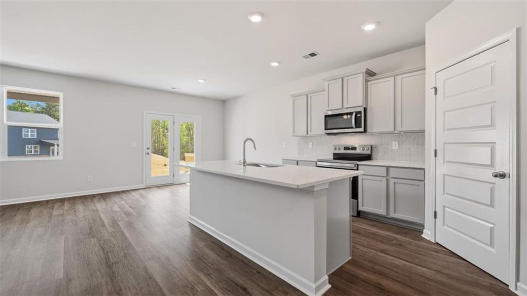 Furnished interior view inside a new home in Twin Lakes, Hoschton (Image 11). Furnished interior view inside a new home in Twin Lakes, Hoschton (Image 11).