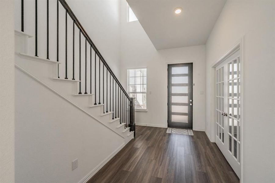 Spacious, unfurnished interior of a new home in , Northlake (Image 19).