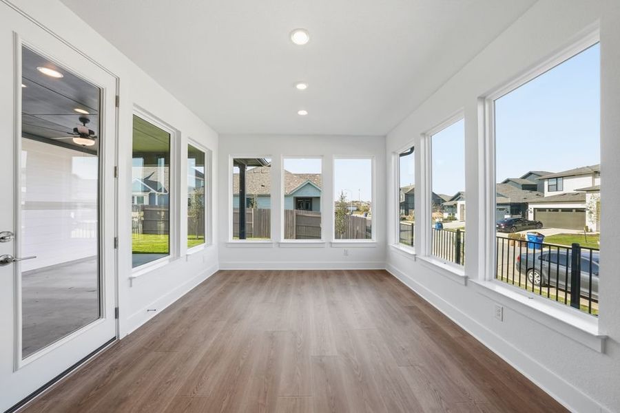Representative unfurnished interior of a home built from the Citron by Taylor Morrison in Easton Park 50s, Austin (Image 8).