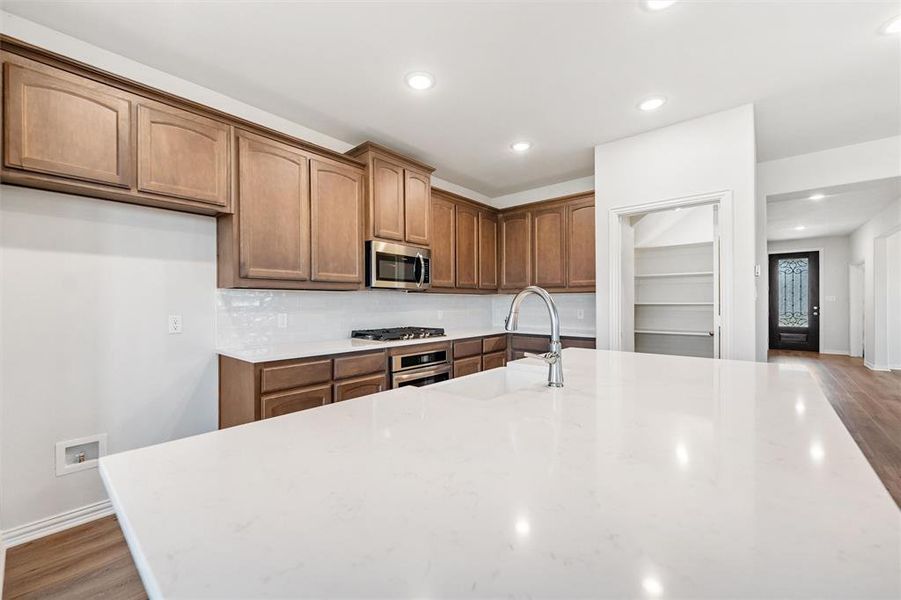 Furnished interior view inside a new home in Northstar, Haslet (Image 9).