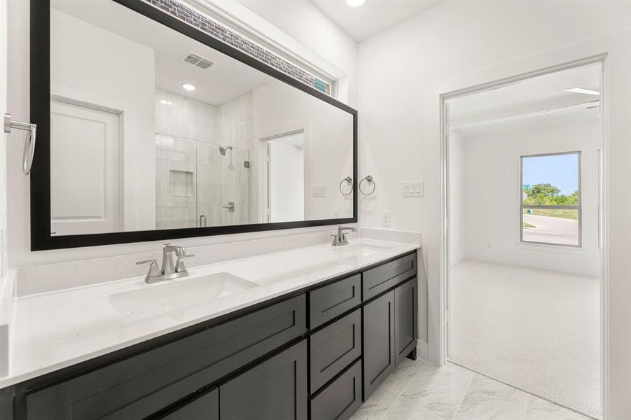 10. 8232 Caprock - Bath (3) 10. 8232 Caprock - Bath (3)