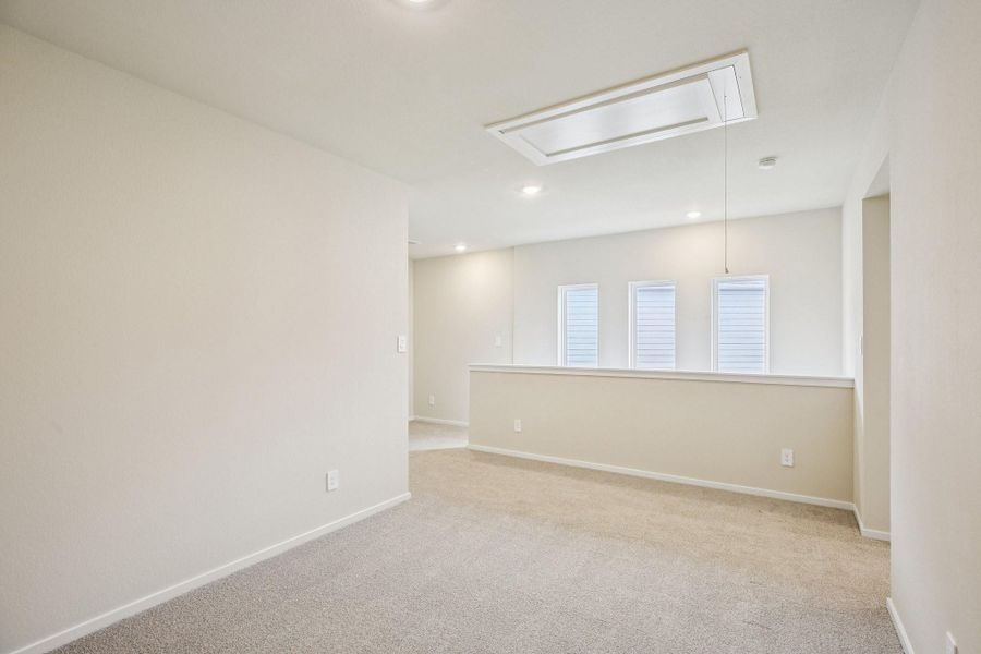 Spacious, unfurnished interior of a new home in Pinewood Trails - City Series, Atascocita (Image 25).