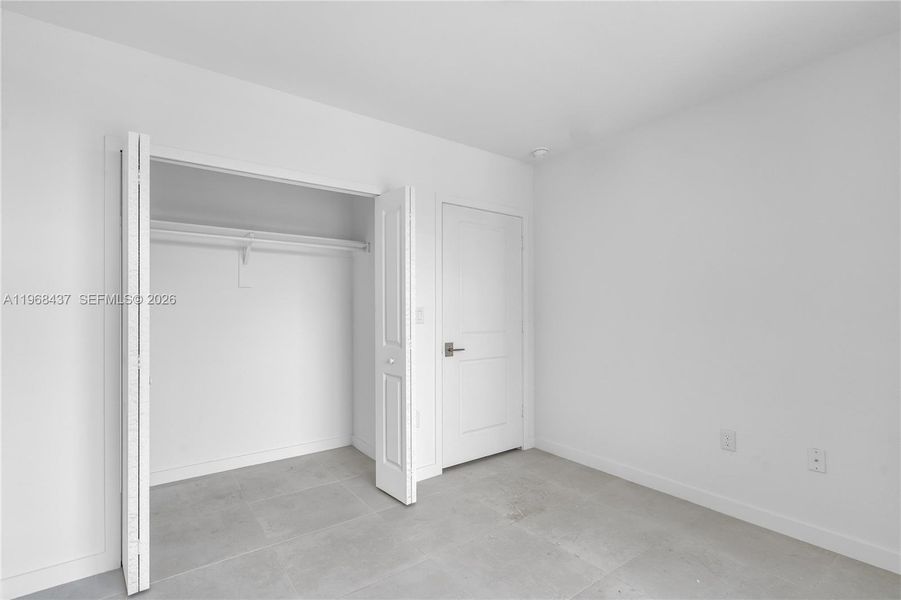 Spacious, unfurnished interior of a new home in , Miami (Image 22).