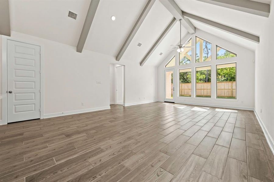 Representative image. Features, specifications, selections and colors may vary. Representative image. Features, specifications, selections and colors may vary.