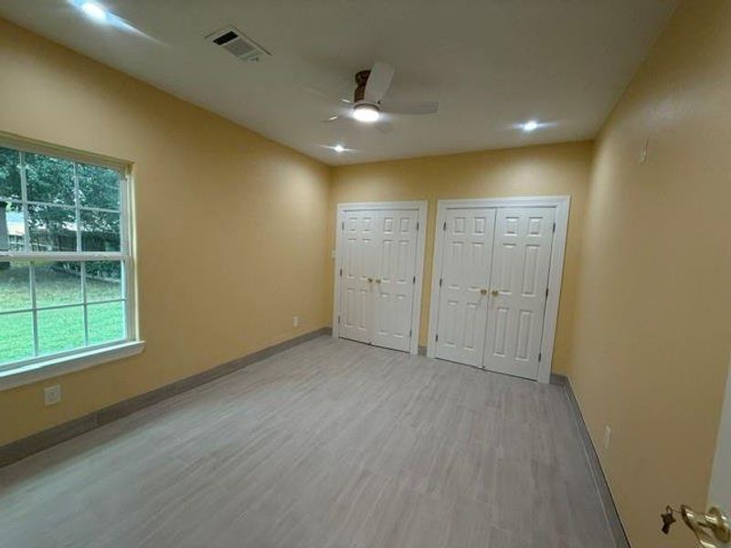 Spacious, unfurnished interior of a new home in , Pasadena (Image 13).