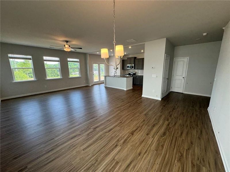 Spacious, unfurnished interior of a new home in , Dawsonville (Image 15).