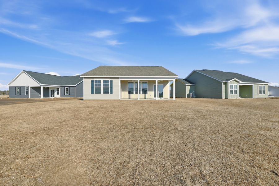 Representative exterior details of a home built from the Bailey II by Great Southern Homes in Southbridge, Sumter (Image 53). Representative exterior details of a home built from the Bailey II by Great Southern Homes in Southbridge, Sumter (Image 53).