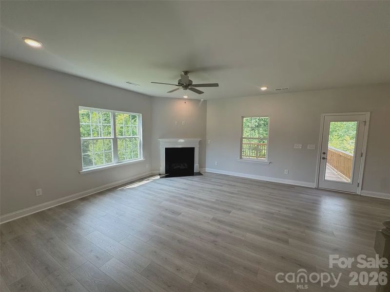 Spacious, unfurnished interior of a new home in Northlake, Statesville (Image 20).