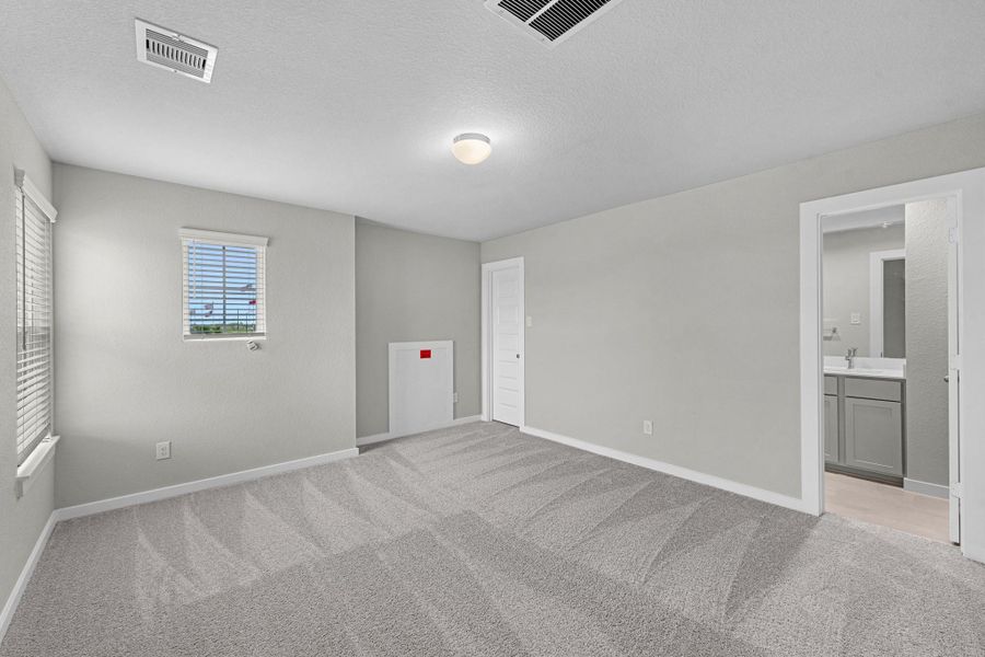 Spacious, unfurnished interior of a new home in Beacon Hill, Waller (Image 10). Spacious, unfurnished interior of a new home in Beacon Hill, Waller (Image 10).