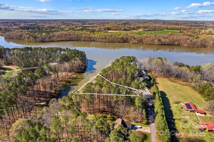 Image 38 of a home in .