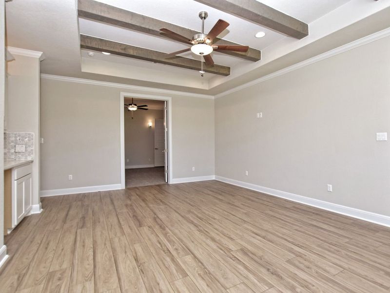Representative unfurnished interior of a home built from the Avalon by Giddens Homes in Scofield Farms Estates, Georgetown (Image 188).