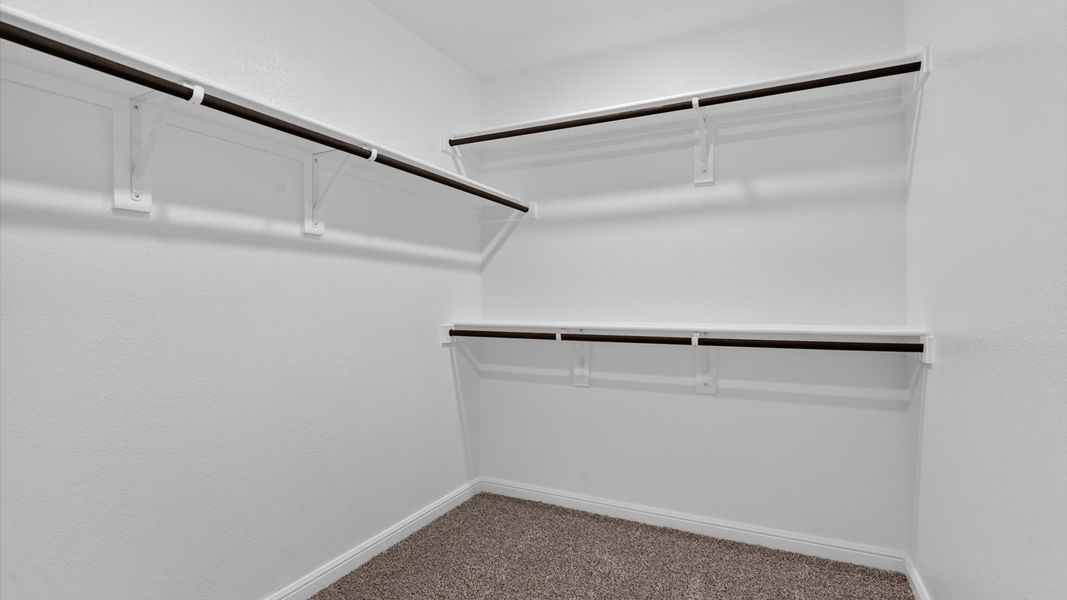 Spacious, unfurnished interior of a new home in Sandstone Estates, Granbury (Image 21).