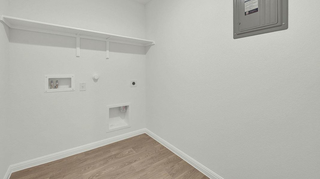 Spacious, unfurnished interior of a new home in Paramount, Kyle (Image 12).