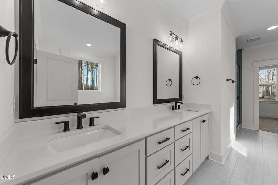 Photos of similar home Photos of similar home