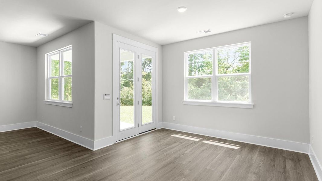 Spacious, unfurnished interior of a new home in Rolling Hills, Bolivia (Image 22).