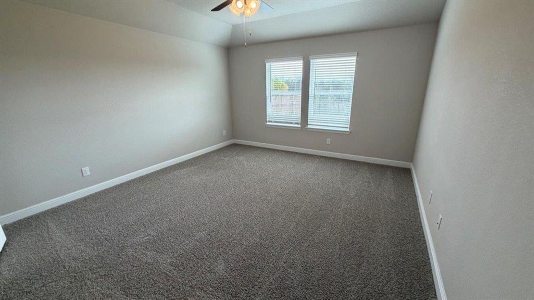 Spacious, unfurnished interior of a new home in Shannon Creek, Burleson (Image 10). Spacious, unfurnished interior of a new home in Shannon Creek, Burleson (Image 10).