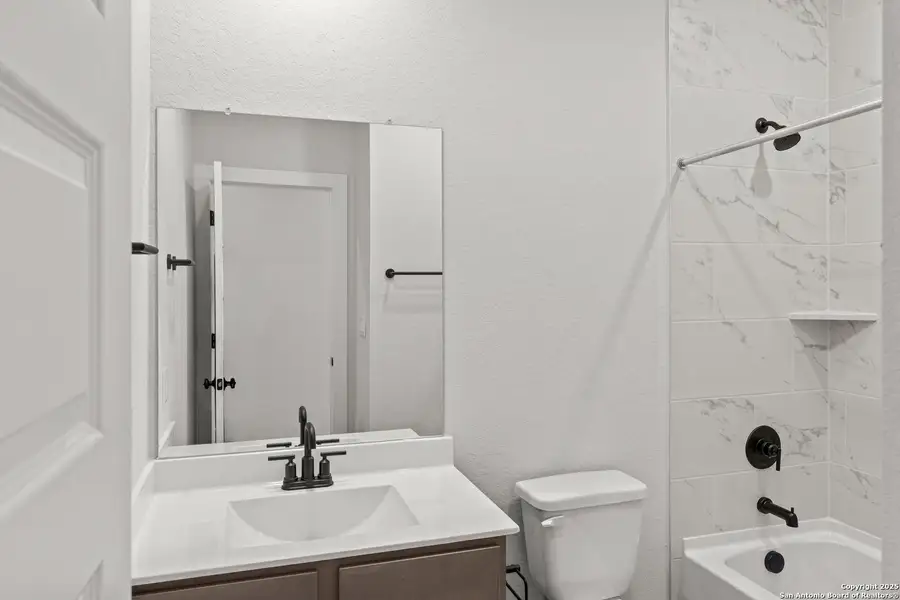 Furnished interior view inside a new home in August Fields, New Braunfels (Image 14). Furnished interior view inside a new home in August Fields, New Braunfels (Image 14).