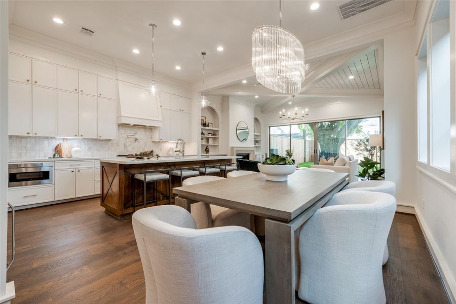 Furnished interior view inside a new home in , Houston (Image 32). Furnished interior view inside a new home in , Houston (Image 32).