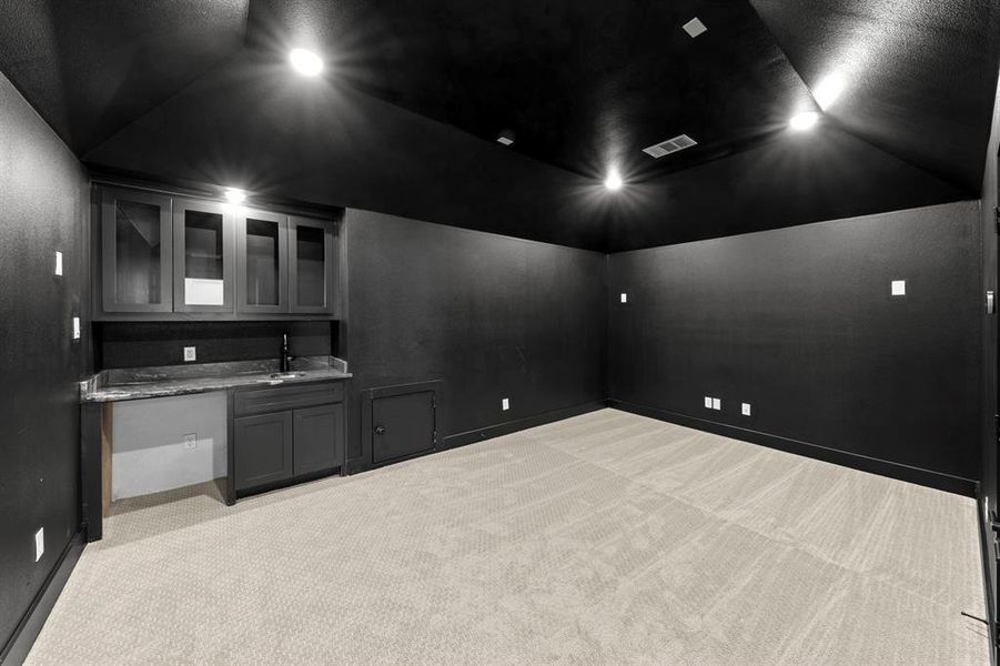 26. 14904 Chipping - Back