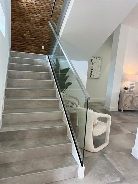 Image 43 of a home in .