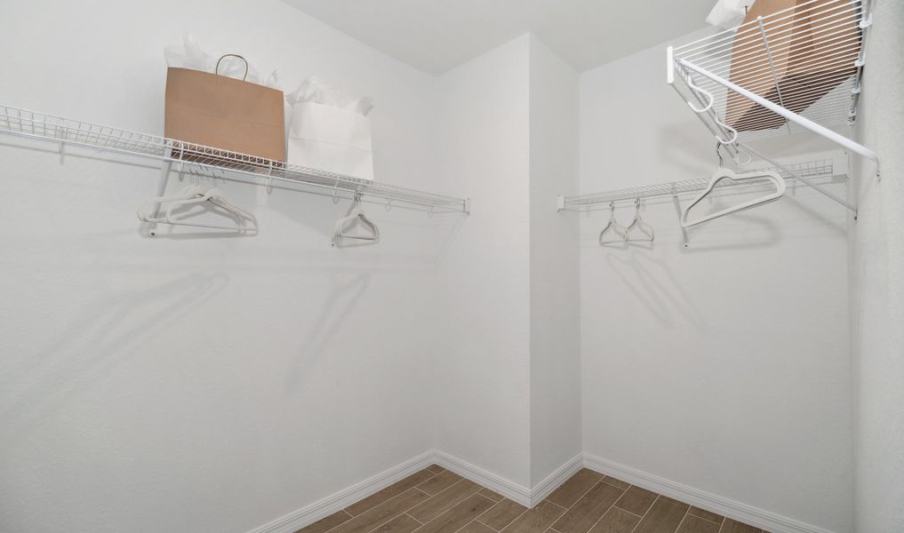 Primary suite walk-in closet