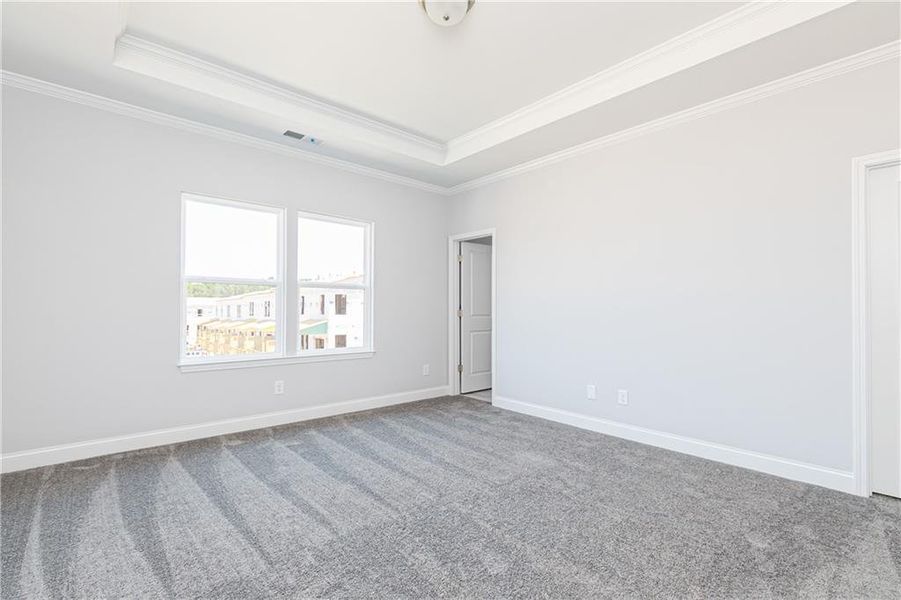 Spacious, unfurnished interior of a new home in , Lawrenceville (Image 25).