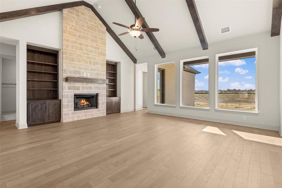 Spacious, unfurnished interior of a new home in Levante - 1 Acre Lots, Waxahachie (Image 20). Spacious, unfurnished interior of a new home in Levante - 1 Acre Lots, Waxahachie (Image 20).