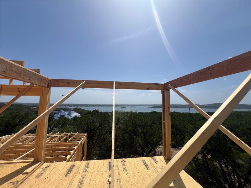 Framed for perfection, this home site captures sweeping lake views and lush, verdant landscapes.