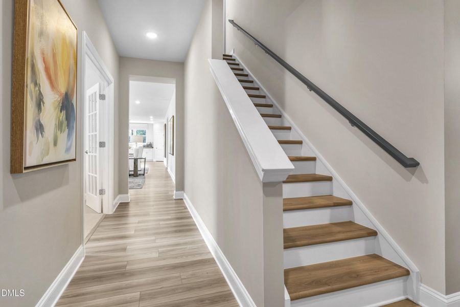 P_RAL_FAL_Mackintosh_Model_INT_FOY_2