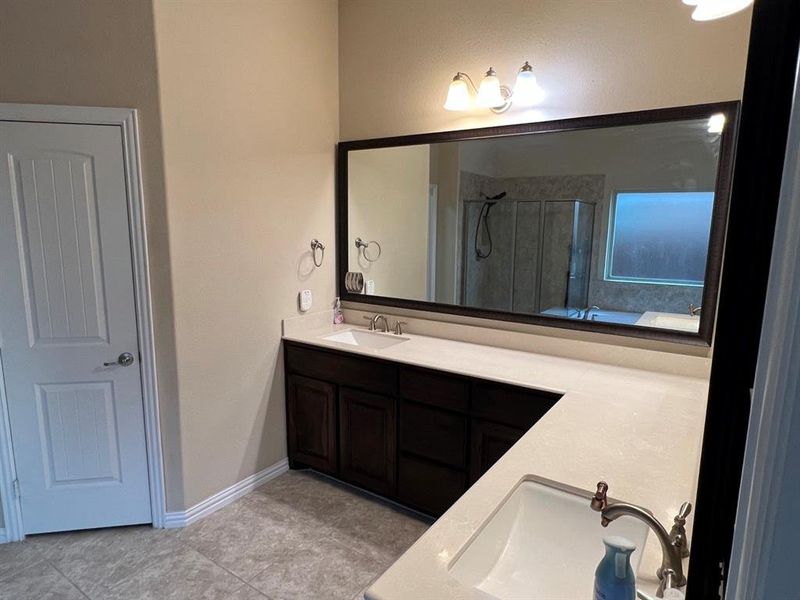 Furnished interior view inside a new home in , Fort Worth (Image 12).
