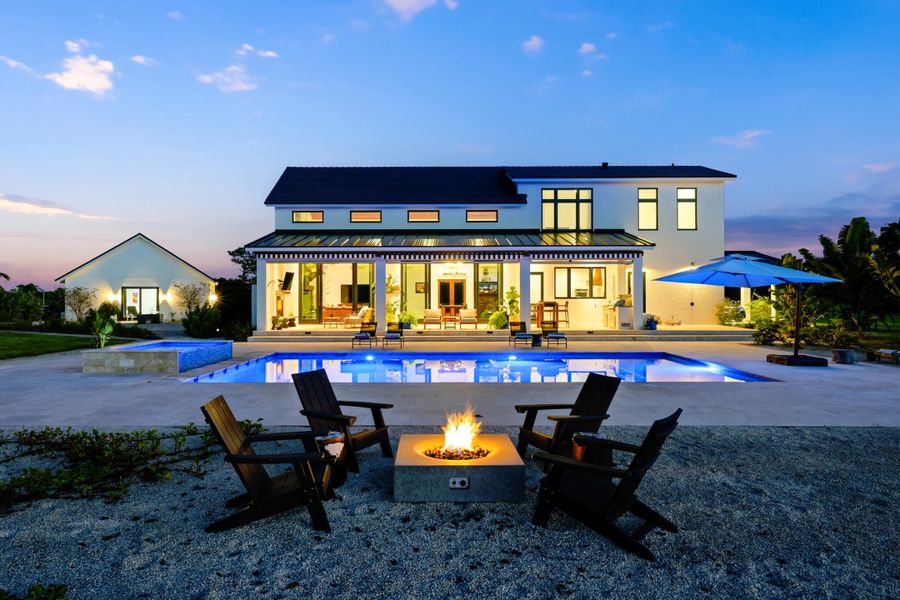 Refined Country Estate