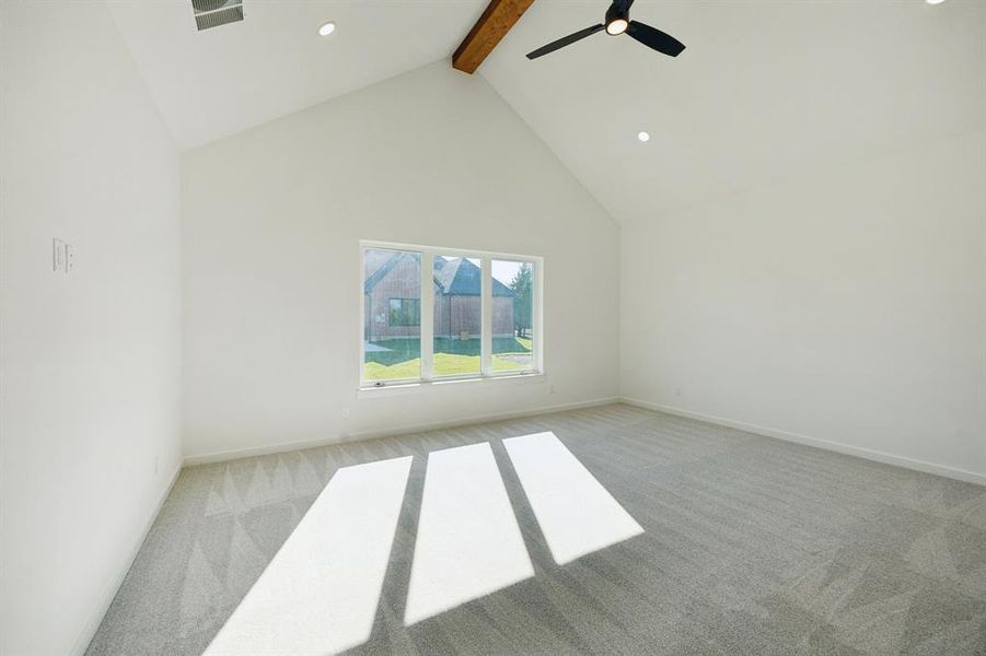 Spacious, unfurnished interior of a new home in , Waxahachie (Image 24).