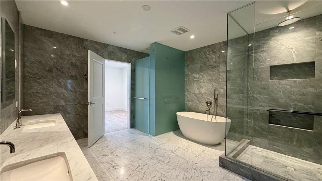 Furnished interior view inside a new home in The Ritz-Carlton Residences, Tampa (Image 6).