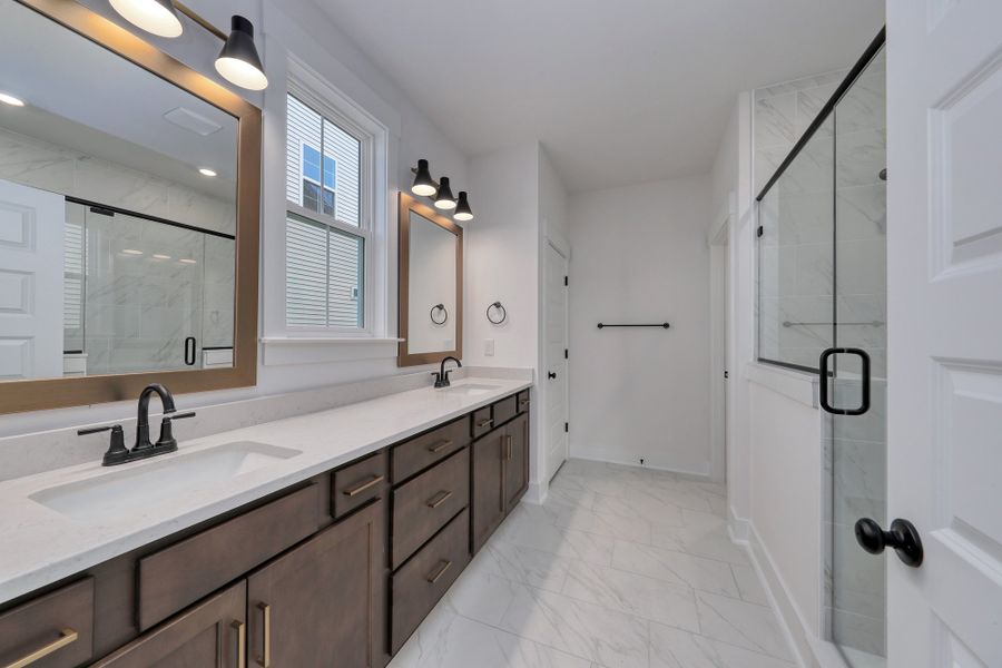 Furnished interior view inside a new home in Arcadia, Myrtle Beach (Image 12).