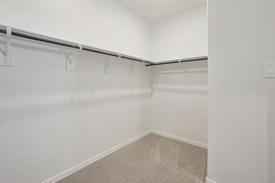 Spacious, unfurnished interior of a new home in Eastridge - Spring Series, McKinney (Image 34).