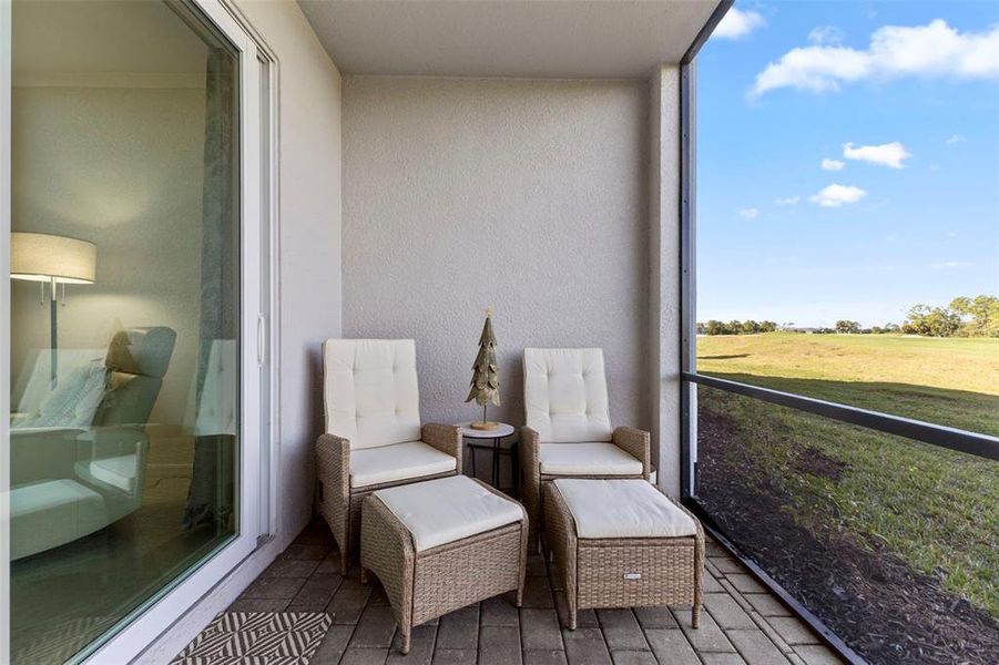Exterior details and patio area of a home in , Venice (Image 23).