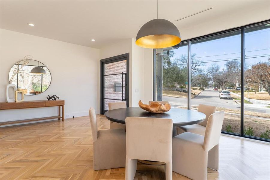 Furnished interior view inside a new home in , Dallas (Image 10). Furnished interior view inside a new home in , Dallas (Image 10).