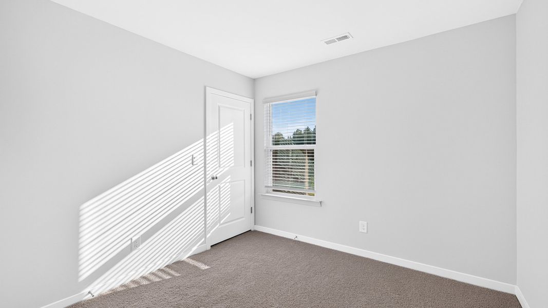 Spacious, unfurnished interior of a new home in Huffman Ridge, Hickory (Image 17).