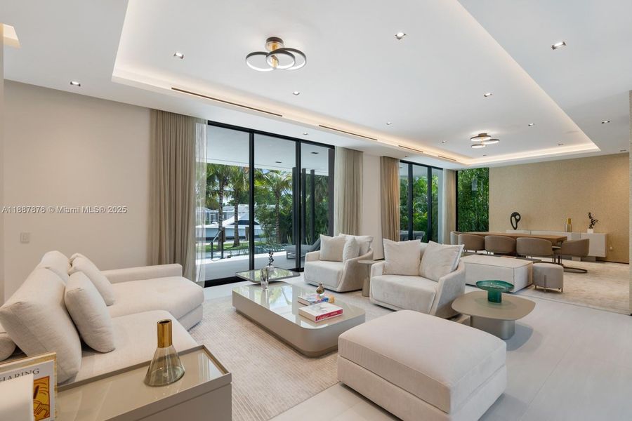 Image 43 of a home in .