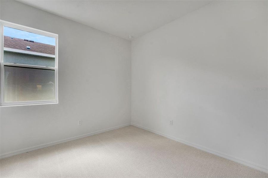 Spacious, unfurnished interior of a new home in Tuscan Hills, Dade City (Image 36).