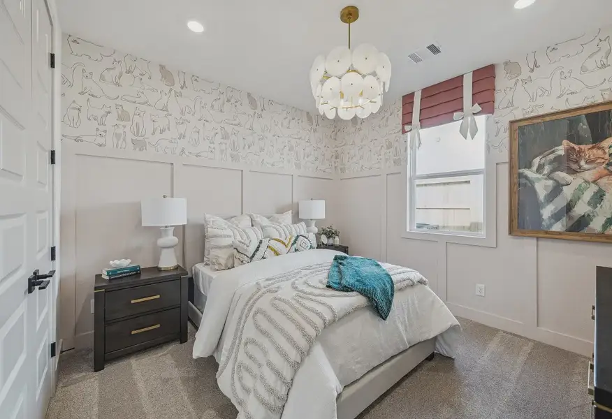 Plan 3034 Bed 2 - Staged - 17 of 19