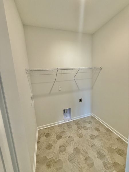 Spacious, unfurnished interior of a new home in Hobson Park, Antioch (Image 10). Spacious, unfurnished interior of a new home in Hobson Park, Antioch (Image 10).