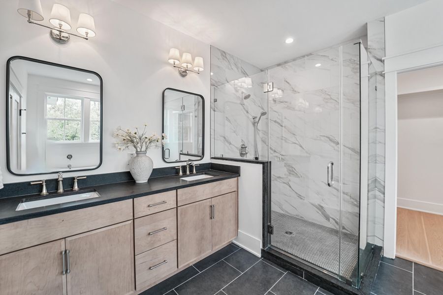 Furnished interior view inside a new home in , Charleston (Image 34).