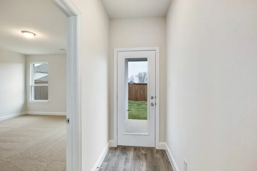 Spacious, unfurnished interior of a new home in Creekside, Royse City (Image 29). Spacious, unfurnished interior of a new home in Creekside, Royse City (Image 29).